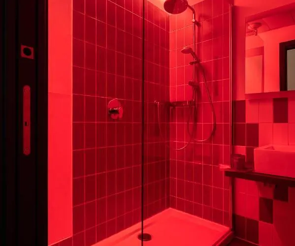 Smart מלון נאפולי