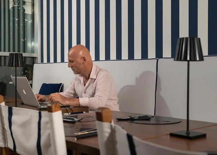 מלון Smart נאפולי