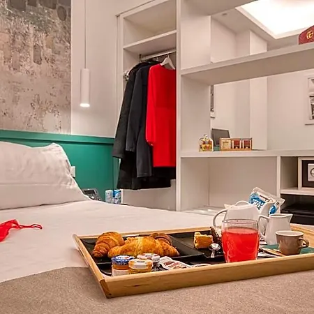 Smart 4* Napoli
