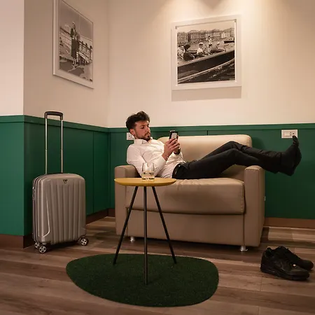 Smart Hotel Nápoles